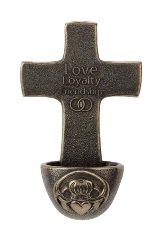 Genesis Claddagh Crucifixion Font 6.5"